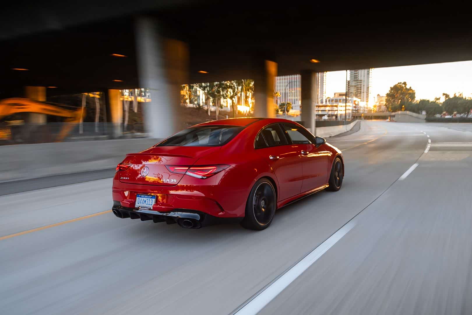 2020 mercedes-amg cla35高清大片