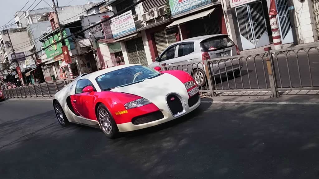 红白双色布加迪veyron164