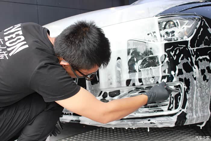 a6l车身精细清洗过程