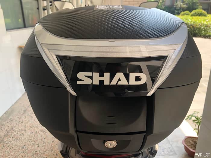 旧车新提 三阳fnx150 加装夏德34尾箱和靠背 (会一直更新)