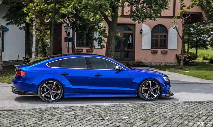 奥迪a5改装宽体包围碳纤维套件