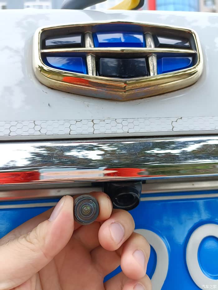 帝豪百万款倒车影像有水雾更换鱼眼镜头分享经验