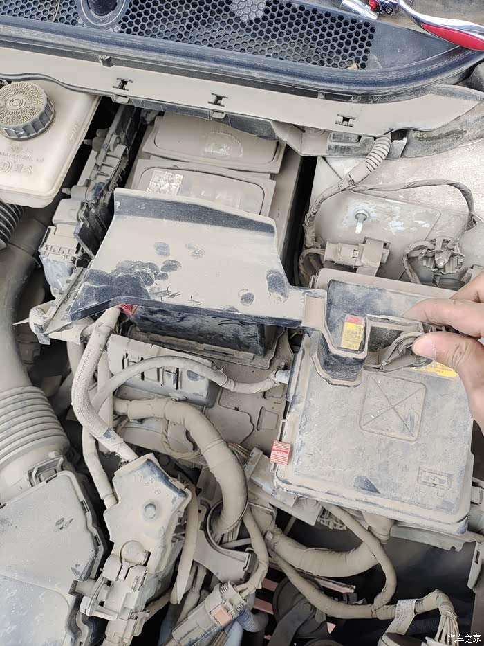 自己动手换电瓶