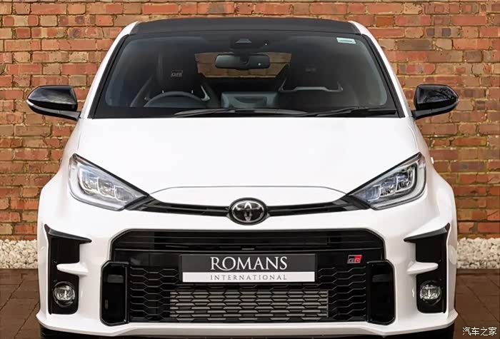 全新gr版丰田雅力士亮相,真帅气