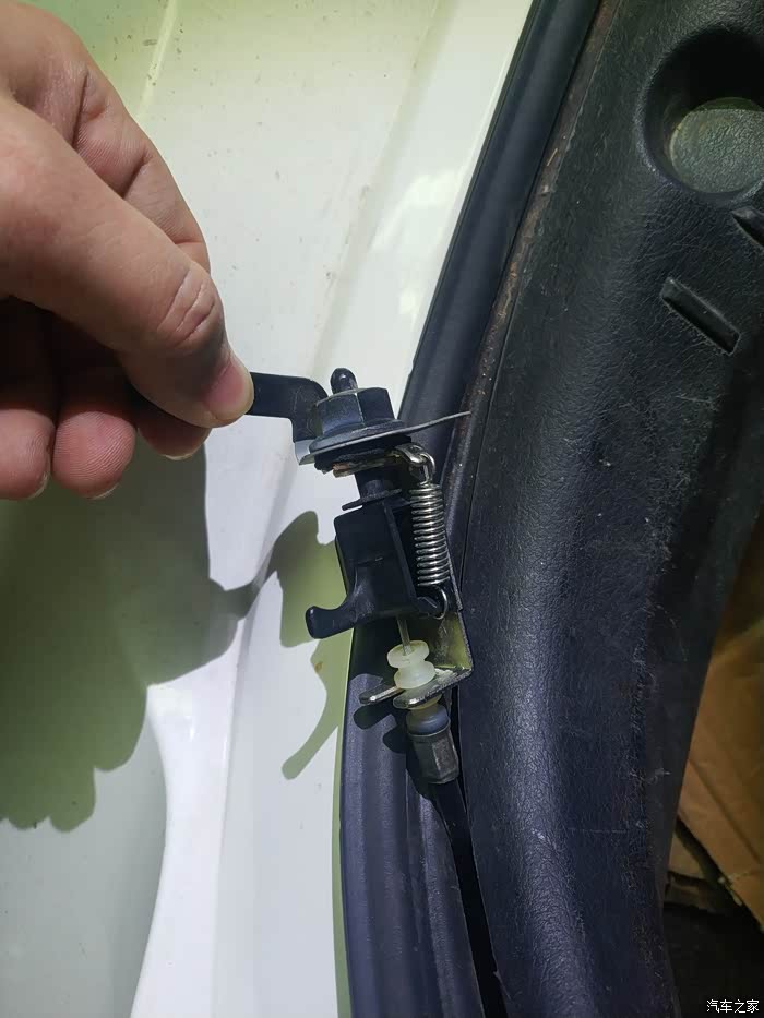 【图】有人拆过油箱盖拉线吗?