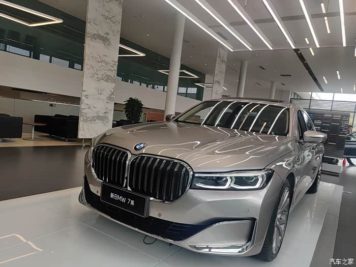 宝马740开士米银好看吗