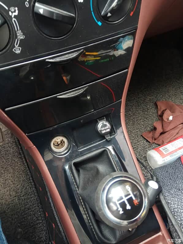【图】经典f3加装点烟器_比亚迪f3论坛_汽车之家论坛