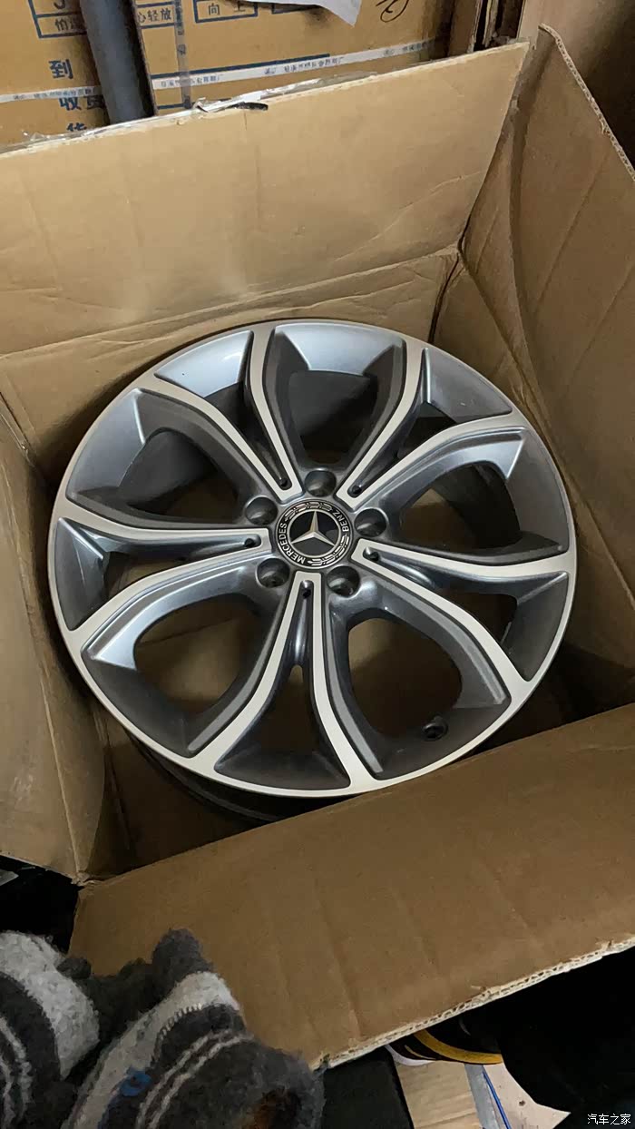 【图】出e300 花瓣轮毂.4个2400_奔驰e级论坛_汽车之家论坛