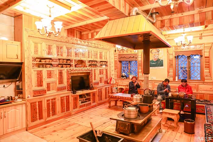 路虎发现带路去莲宝叶则探寻石头城堡的秘密