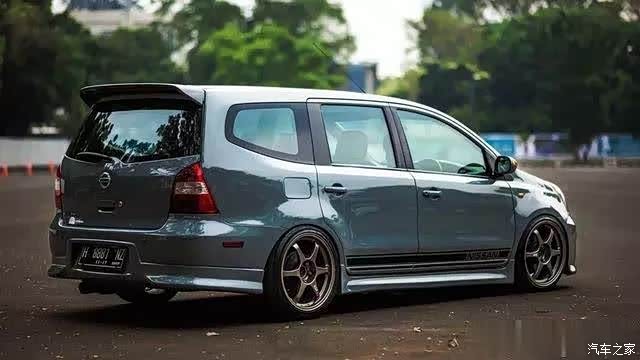 127 | 回复: 1 骏逸论坛 海外版俊逸靓到爆,谁有渠道找到这种改装件了