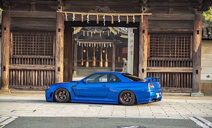 最美战神 gt-r r34改装