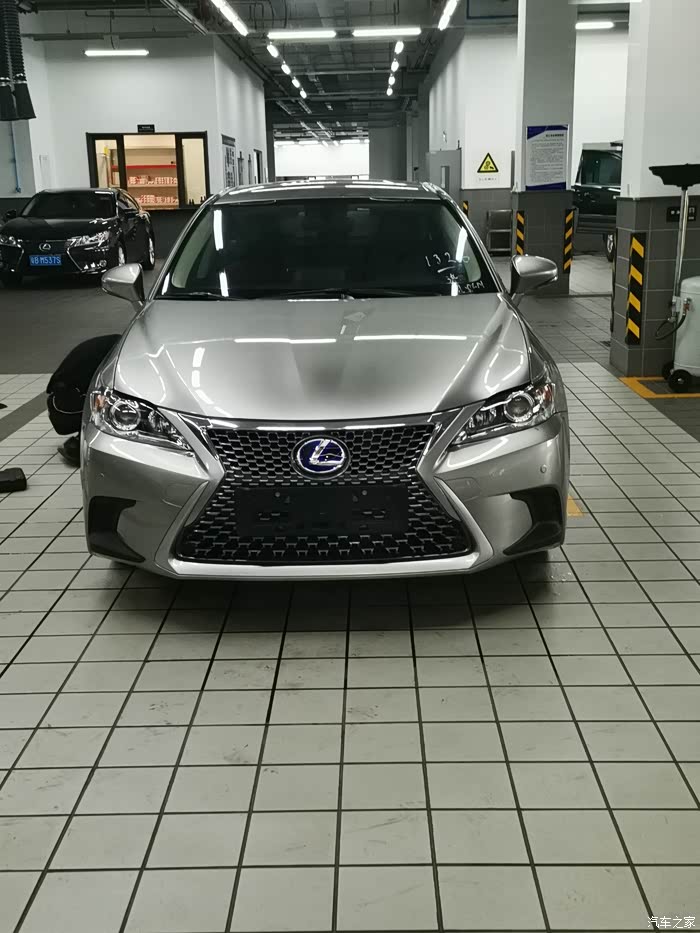 【图】ct选择银色还是白色_雷克萨斯ct论坛_汽车之家论坛