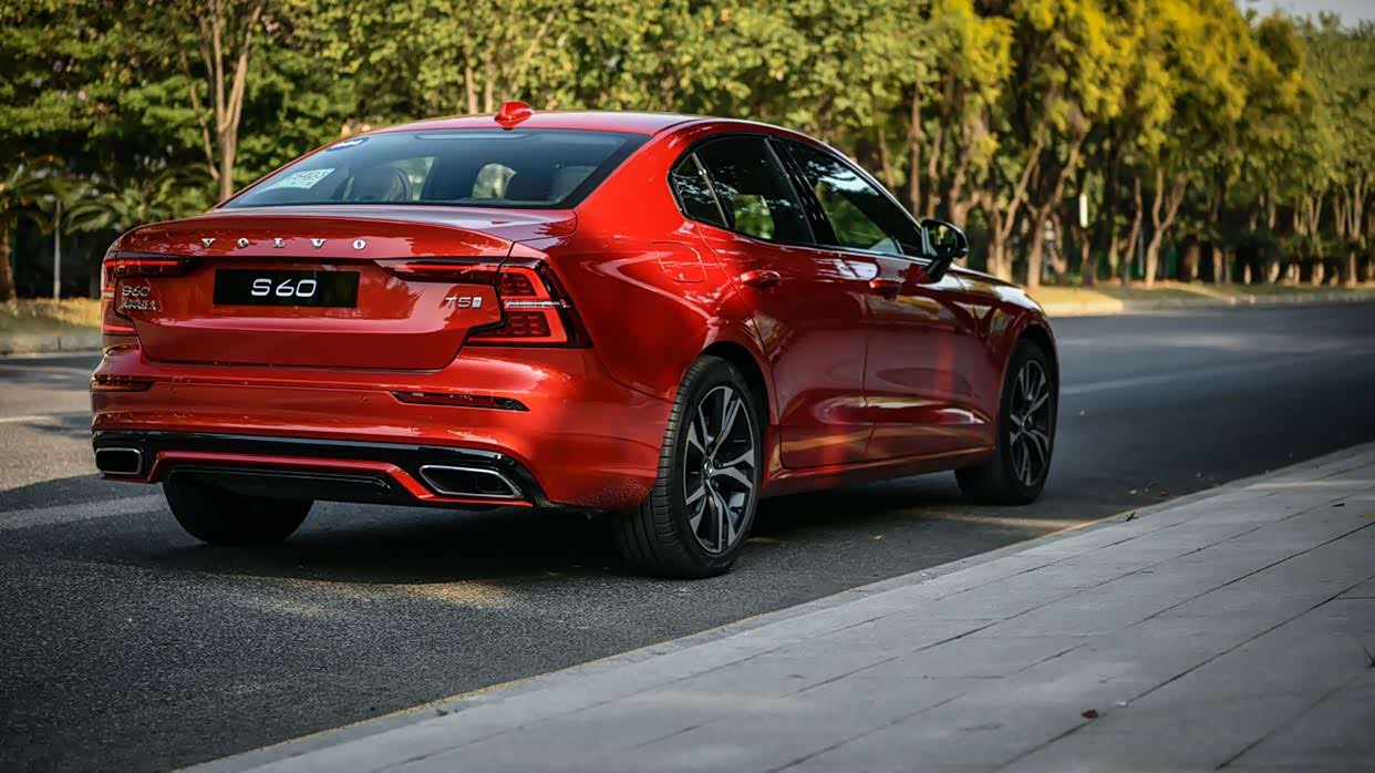 【图】红色的s60是真的靓丽._沃尔沃s60论坛_汽车之家论坛