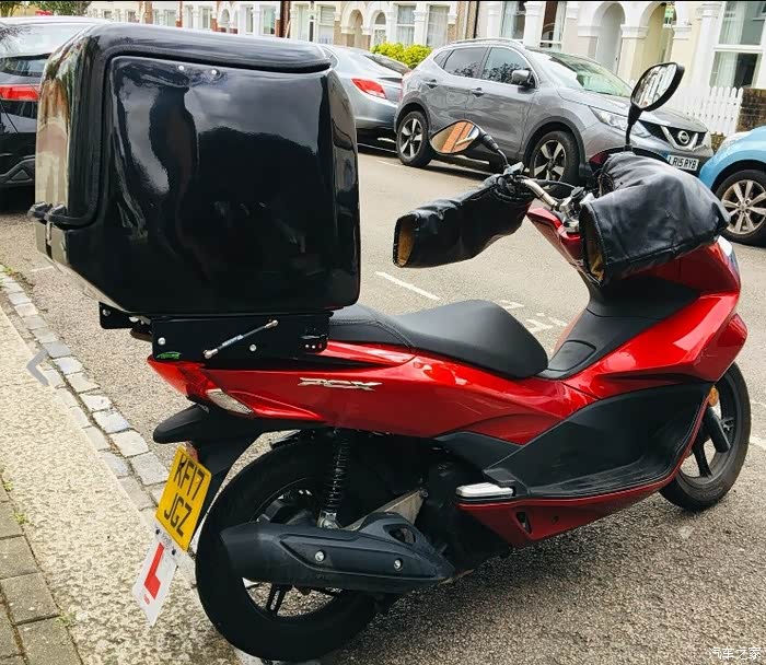 pcx踏板 来推荐个边箱给我