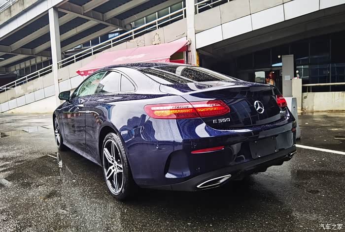 稀有奔驰游艇蓝顶配19款e350coupe轿跑