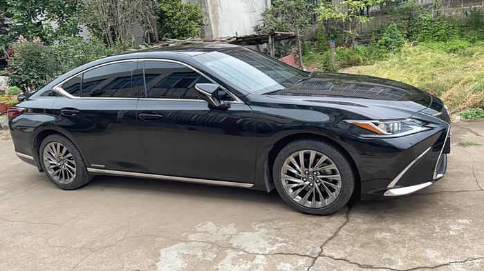 20年es300h卓越版出