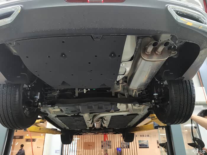 暴雨来临老车主推荐好友喜提逸动plus