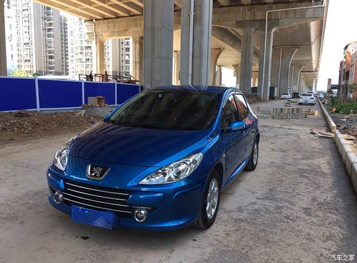 武汉出标致30716自动爱琴海蓝