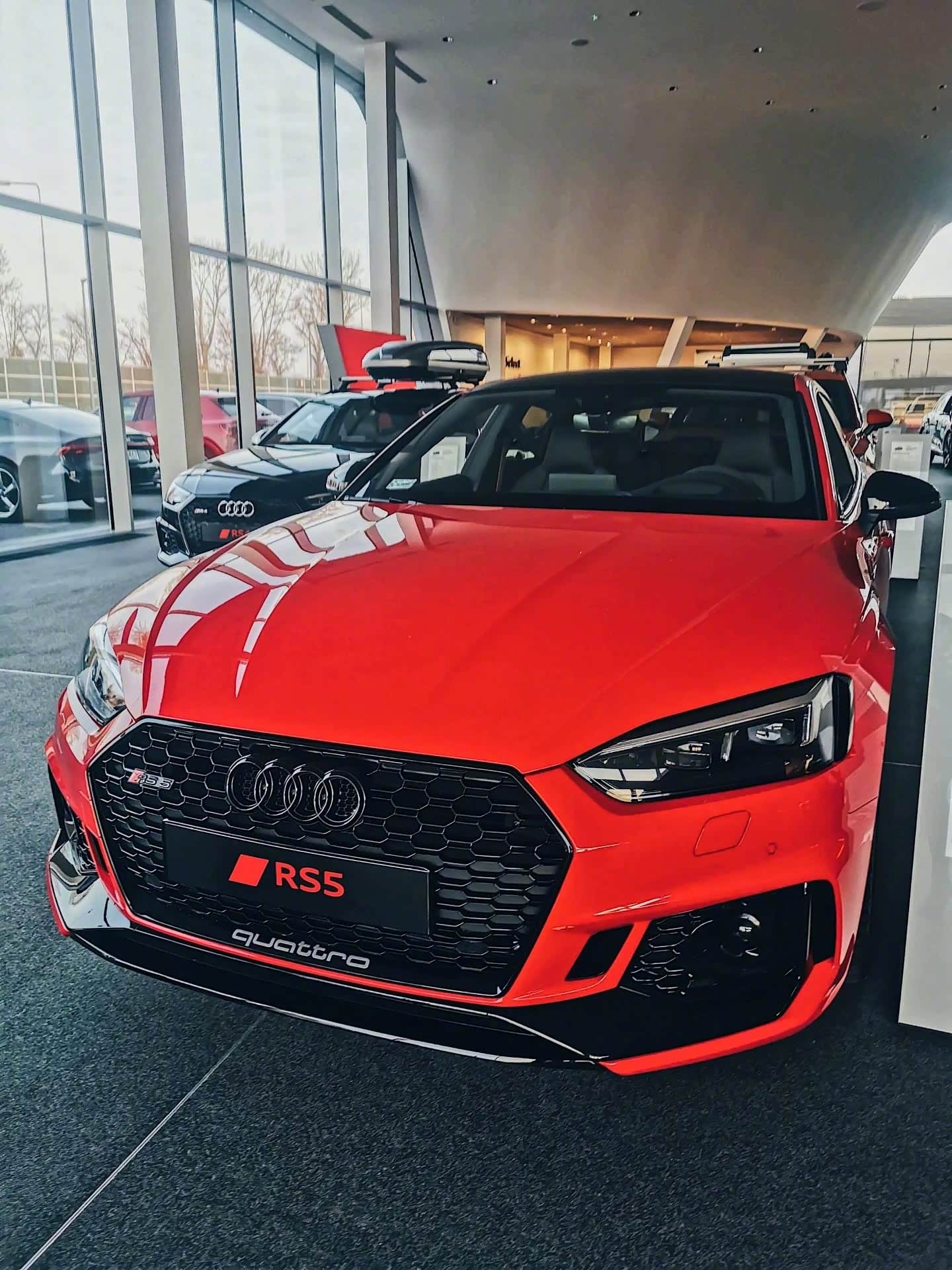 奥迪rs5 sportback这个红色颜值真高.