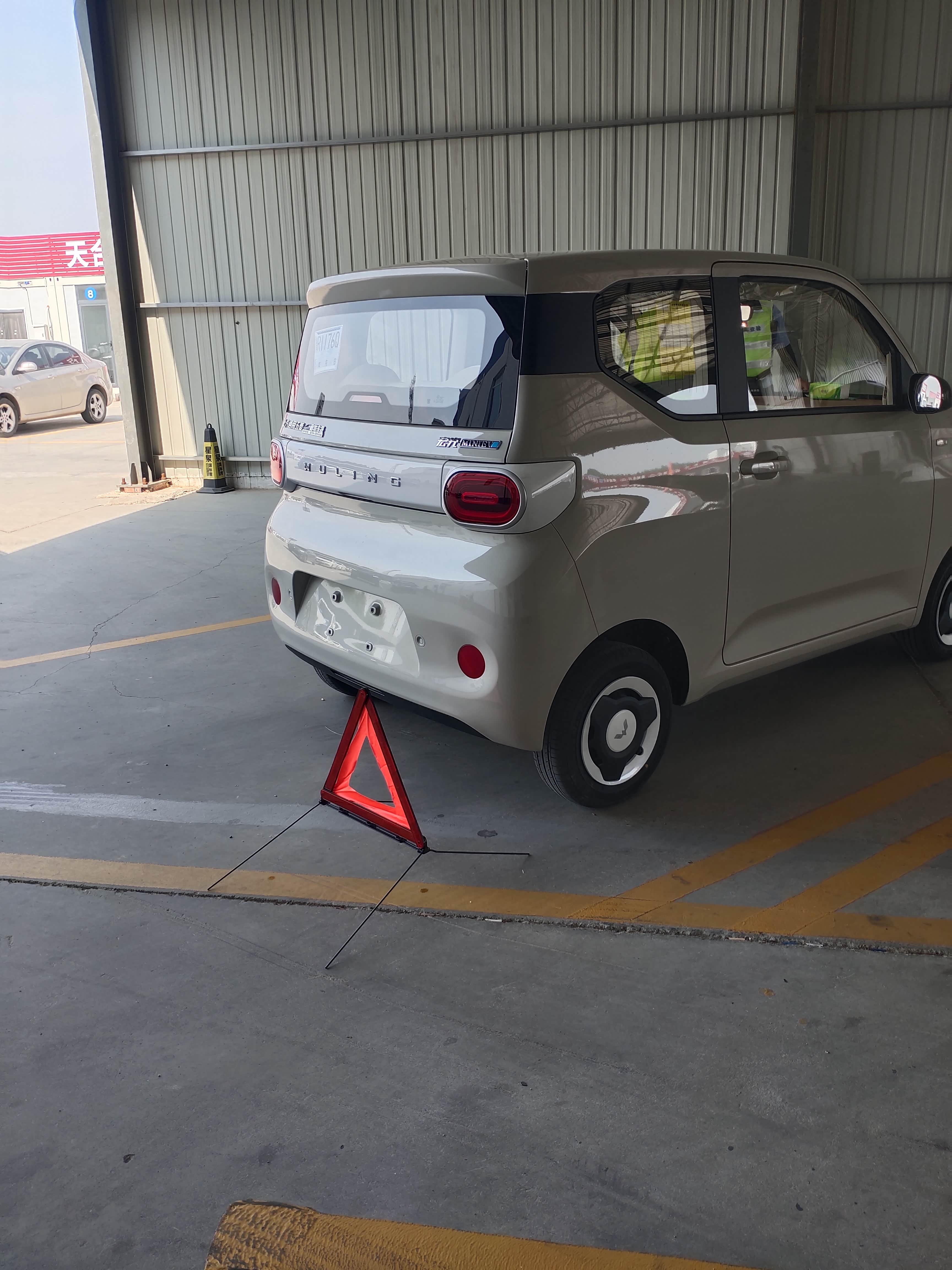 五菱宏光miniev青春版,2025年6月上牌,售30000