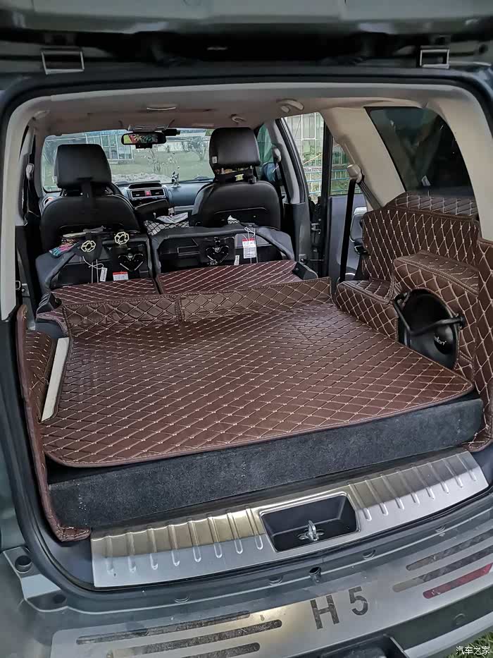 车上装两台低音炮有什么讲究吗