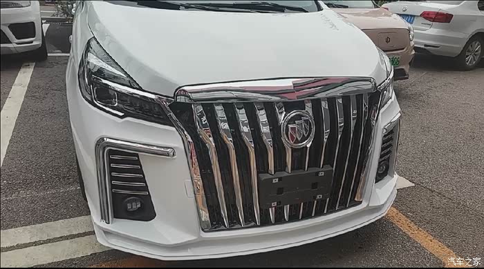 把gl8652t改装进行到底是惊喜尝鲜升级gl8653t款长连屏中控导航