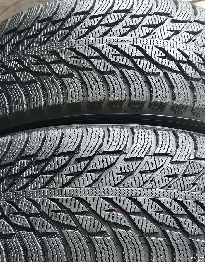 芬兰诺记雪地胎