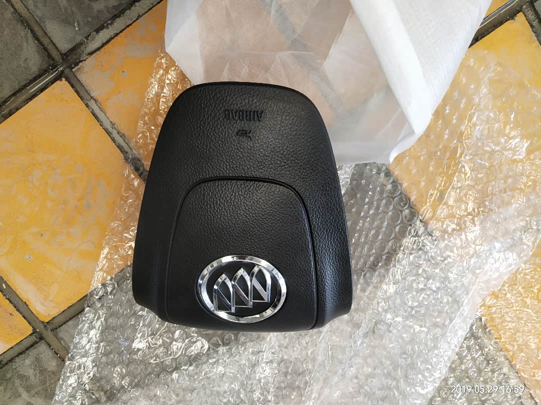 老车主长久才回一次娘家就偶遇别克车安全气囊召回