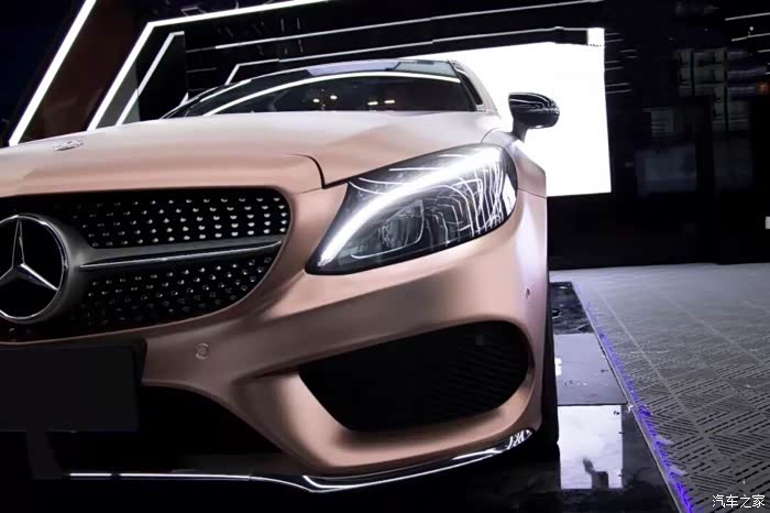 奔驰c贴金属玫瑰金改色膜图片分享坐标广州