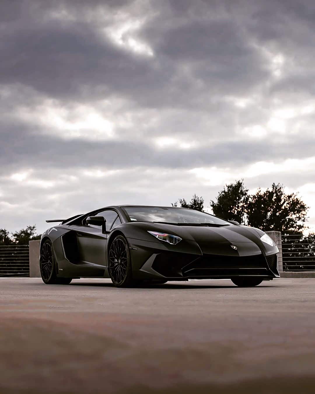 黑色最霸气的样子,我最爱的兰博基尼_兰博基尼论坛_手机汽车之家