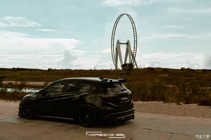 一组大片本田缤智爆改黑武士