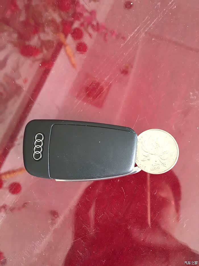 奥迪a3车钥匙原装电池