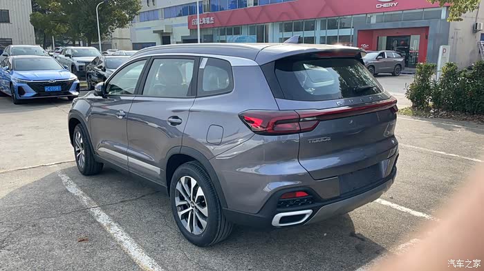 喜提2024款虎8五座手动挡