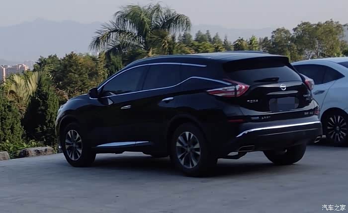 楼兰黑色也不错啊