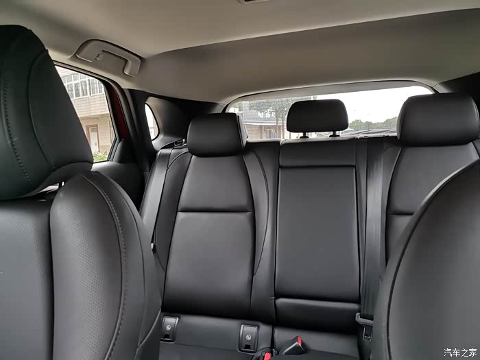 让人一眼入魂的马自达cx-30!