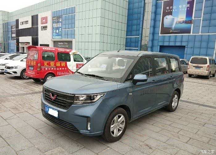 五菱宏光plus家用商用都很实用