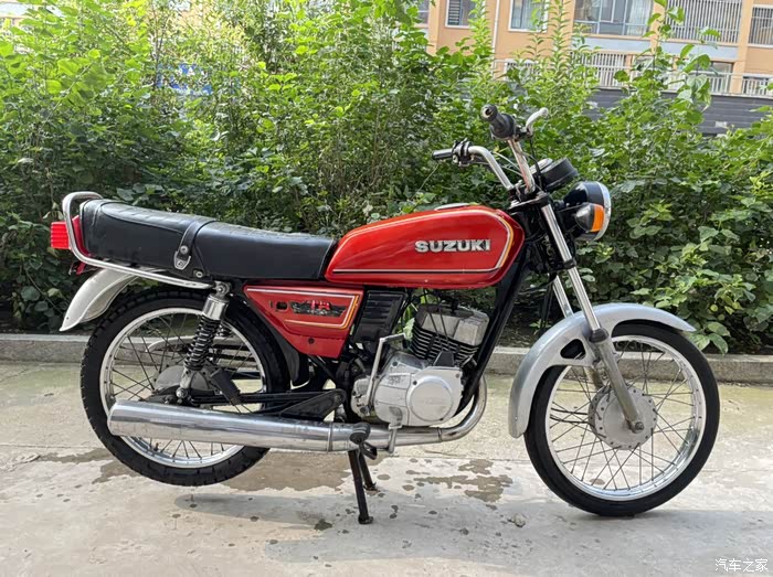 【图】晒晒俺收藏的老车 1985年的铃木tr125_摩托车论坛_汽车之家论坛
