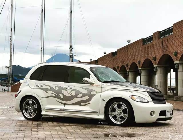 再小众的车也有认真的玩家克莱斯勒漫步者改装欣赏