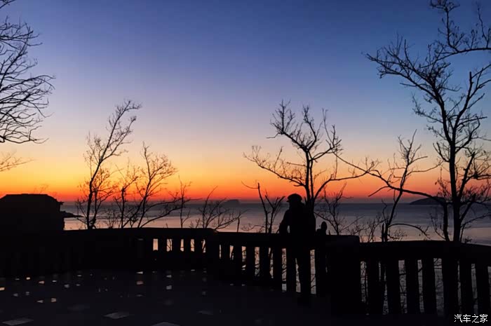 回归正常生活的第一天日记——早起,晨练,还看到了日出