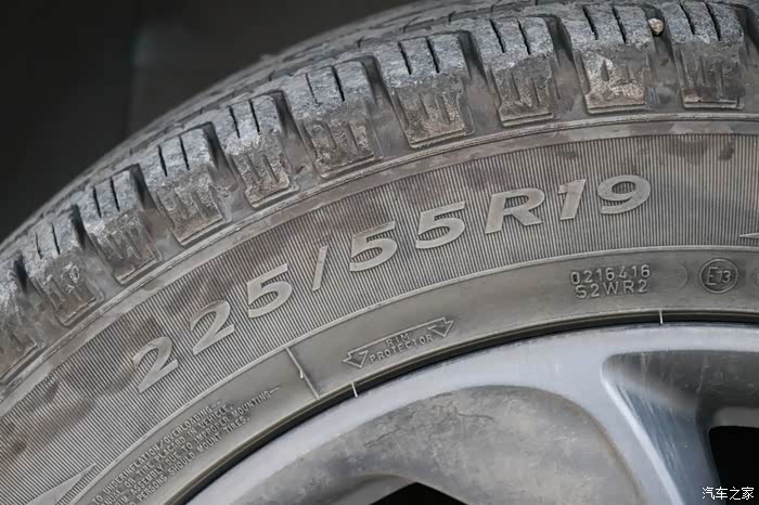 原厂轮胎尺寸19寸225/55,19寸原装轮毂实在