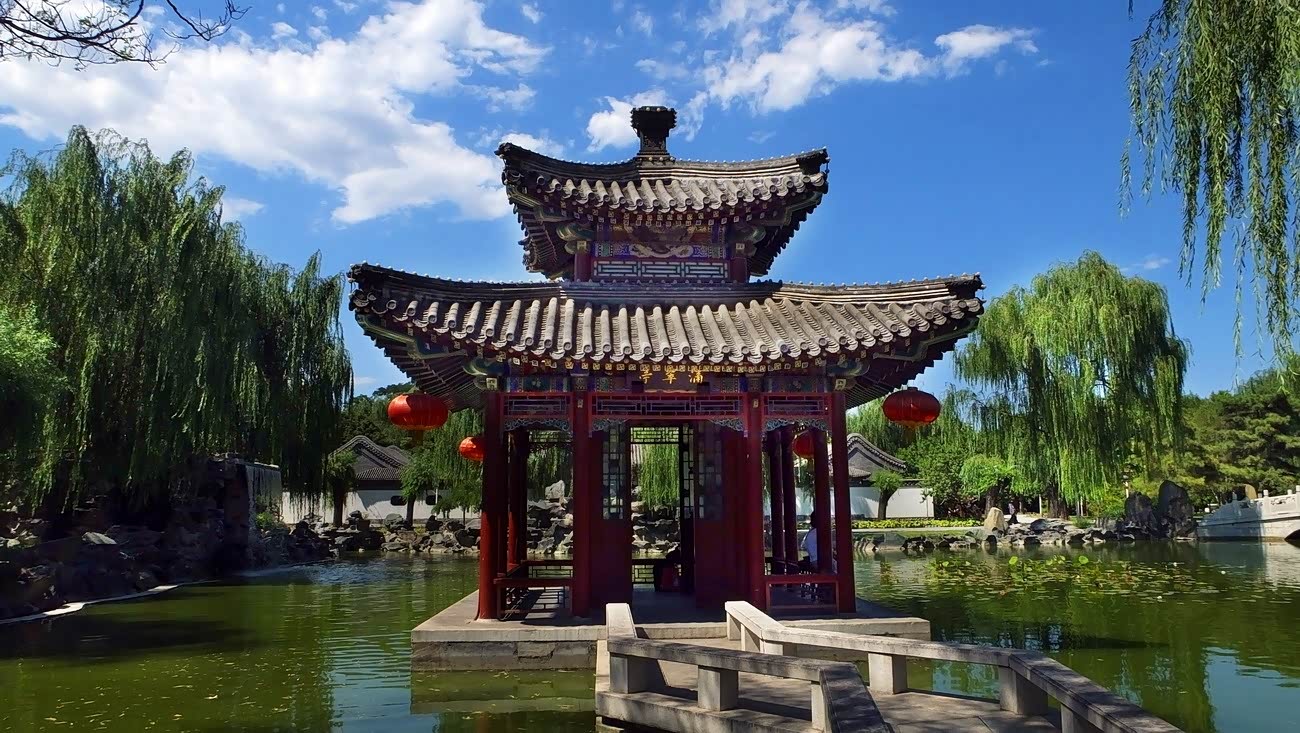 旅行是为了可以大声地抒发自己心底期待已久的声音