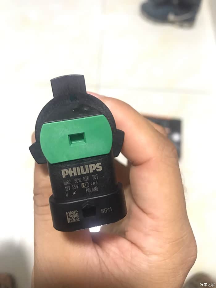 请问车灯9012和9005型号的区别