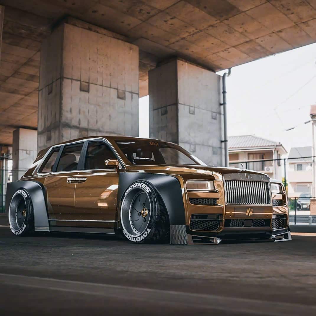 世界第一台宽体低趴劳斯莱斯库里南!