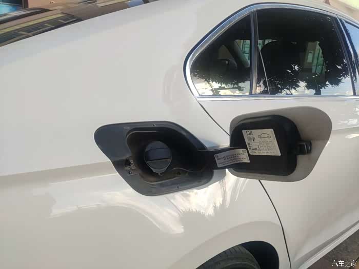 闲暇时光和大哥出来浪荡的日子,顺便拍几张照片讲述一下他的凌渡