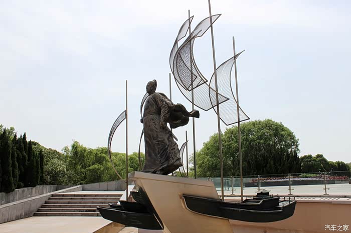 东方绿舟之名人雕像篇