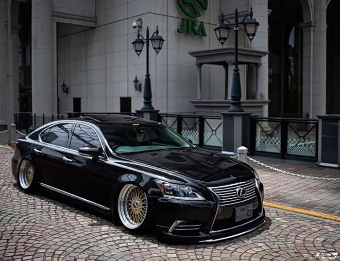 雷克萨斯ls460改装vip范十足大佬座驾