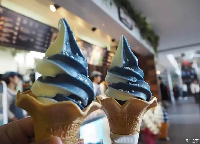 这样的冰淇淋你见过嘛来自大阪水族馆里的鲨鱼冰淇淋