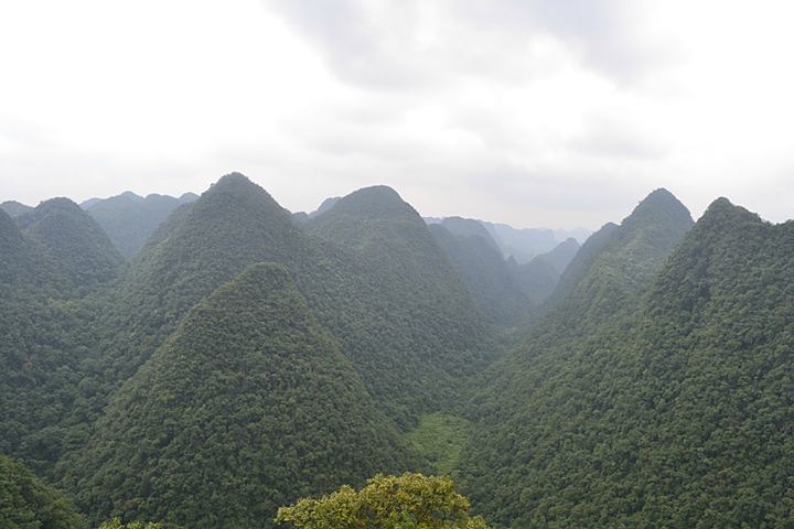 喀斯特地貌產生的美景美輪美奐