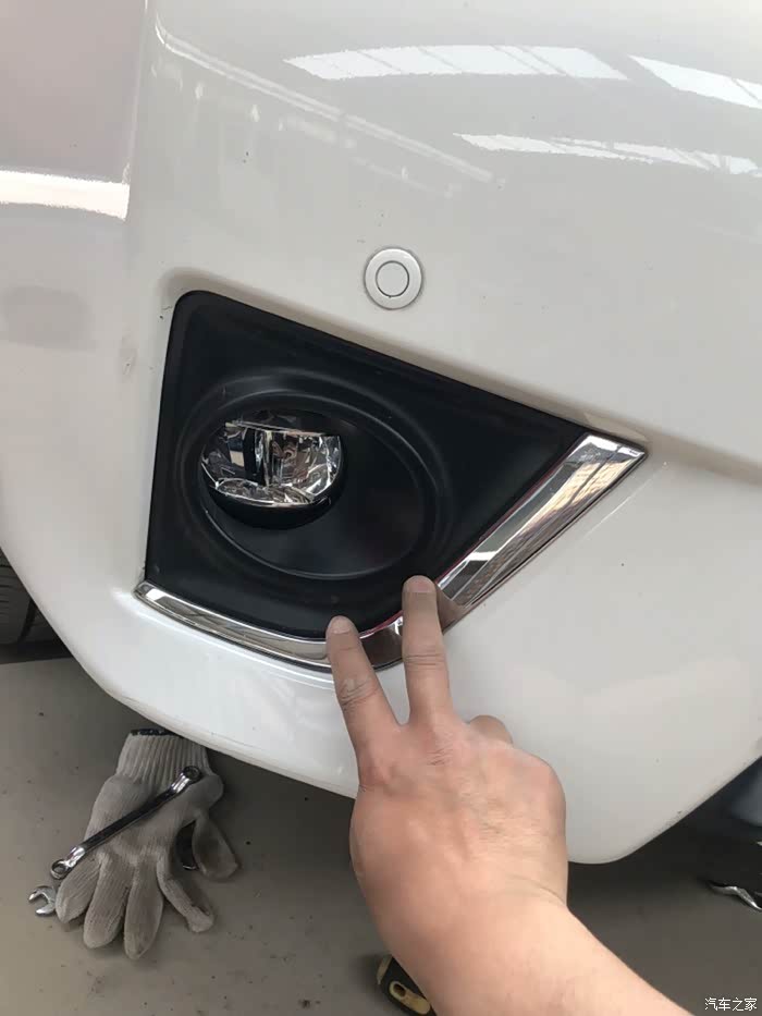 卡罗拉改装原装led雾灯完美