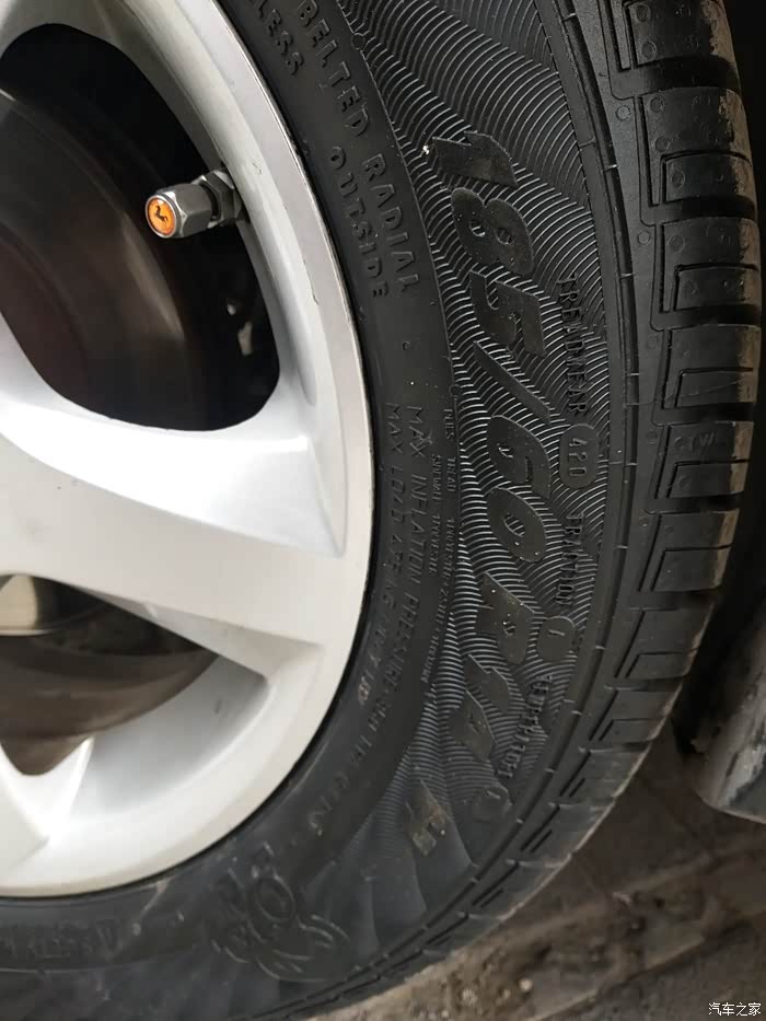 哪位哥们儿改了17565r14的轮胎了